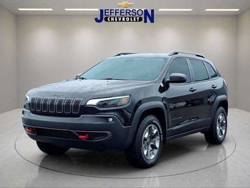 Used 2019 Jeep Cherokee Trailhawk w/ Cold Weather Group AWD/4WD image 1