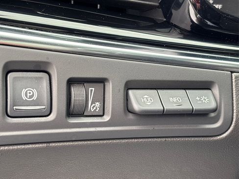 Used 2021 Cadillac XT6 Premium Luxury image 41