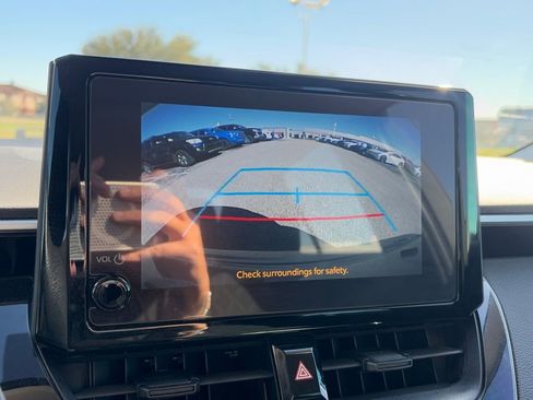 Used 2024 Toyota Corolla LE image 9