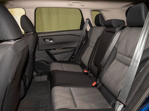 New 2026 Nissan Rogue SV image 10