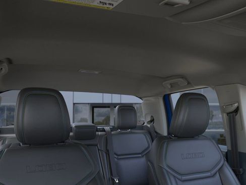 New 2026 Ford Maverick Lobo AWD/4WD image 45