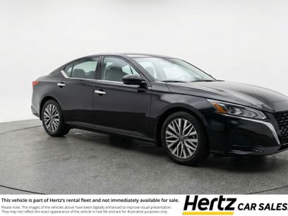 Used 2025 Nissan Altima 2.5 SV