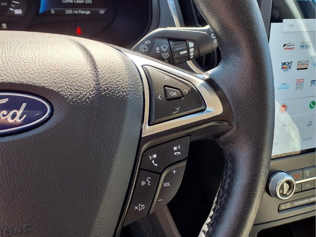 Used 2024 Ford Edge Titanium AWD/4WD image 29