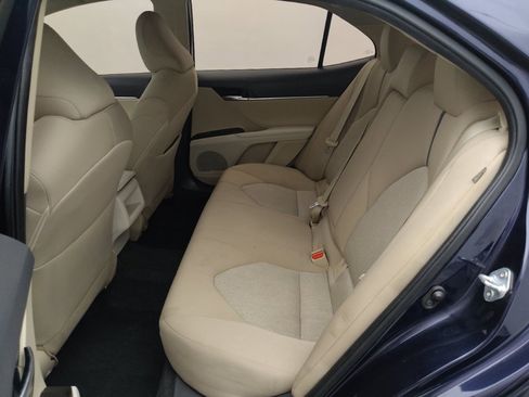 Used 2022 Toyota Camry LE FWD image 18