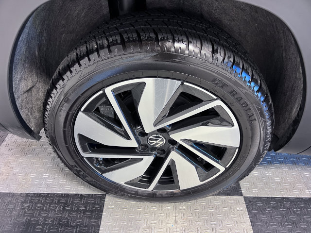 Certified 2024 Volkswagen Atlas SE FWD image 15