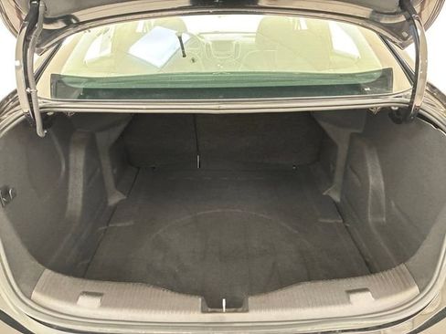 Used 2018 Chevrolet Cruze LT w/ Convenience Package image 17