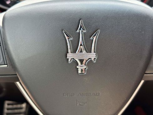 Used 2020 Maserati Levante GranSport AWD/4WD image 23