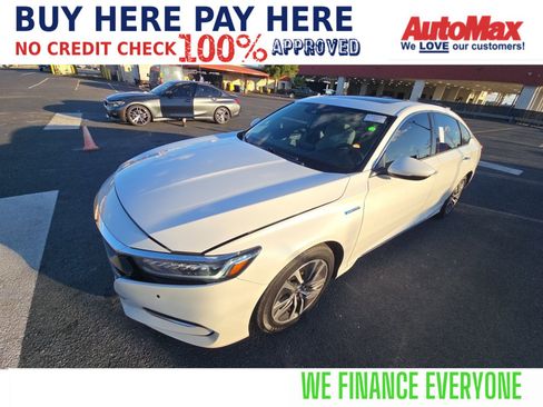 Used 2019 Honda Accord Touring image 2