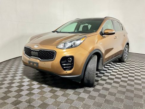 Used 2019 Kia Sportage EX w/ EX Technology Package AWD/4WD image 2