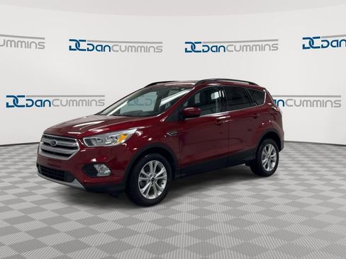 Used 2018 Ford Escape SE image 4