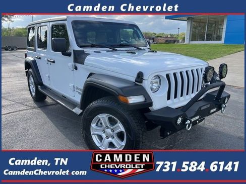 Used 2019 Jeep Wrangler Unlimited Sport S image 1