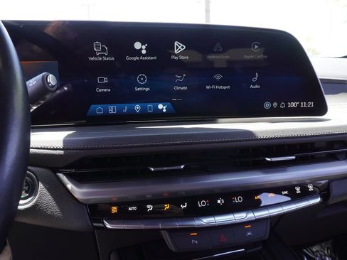 Certified 2025 Cadillac XT4 Premium Luxury FWD image 21