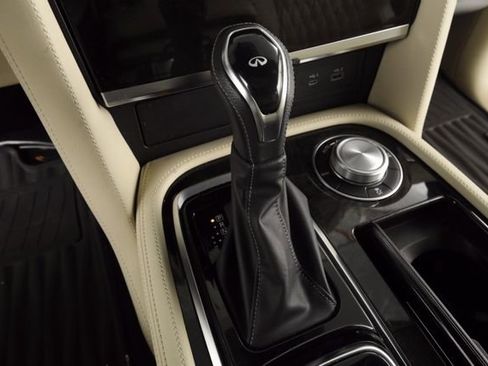 Used 2024 INFINITI QX80 Sensory image 38