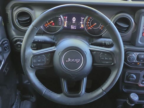 Used 2022 Jeep Wrangler Sport AWD/4WD image 22