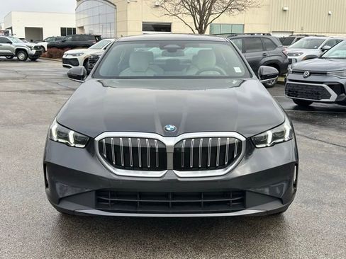 New 2026 BMW 530i xDrive w/ Premium Package image 5