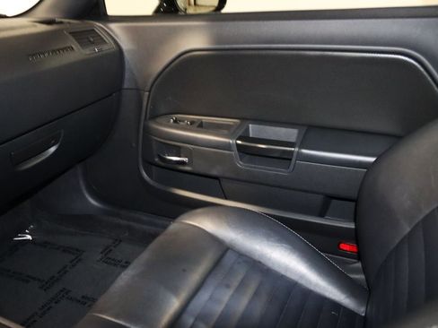 Used 2009 Dodge Challenger R/T image 55