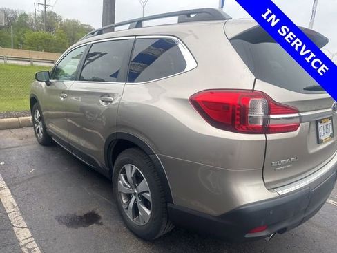 Used 2019 Subaru Ascent Premium w/ Popular Package #4 AWD/4WD image 10