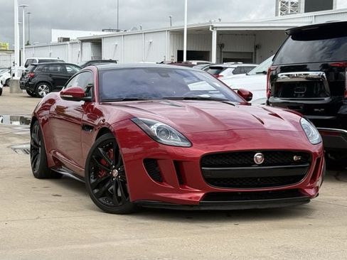 Used 2017 Jaguar F-TYPE S RWD image 2