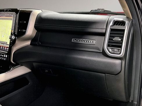 Used 2019 RAM 1500 Laramie image 26