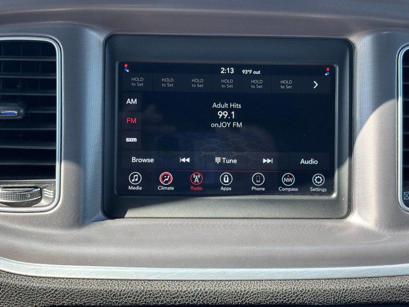 Used 2022 Dodge Charger SXT RWD image 21