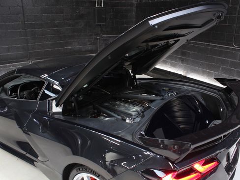 Used 2024 Chevrolet Corvette Stingray Coupe w/ Z51 Performance Package image 77