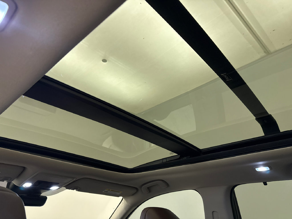 Certified 2025 Honda Pilot Elite image 15