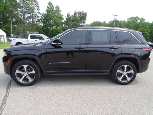 Used 2022 Jeep Grand Cherokee 4WD Limited 4xe w/ Rear Seat Video Group 1 image 9