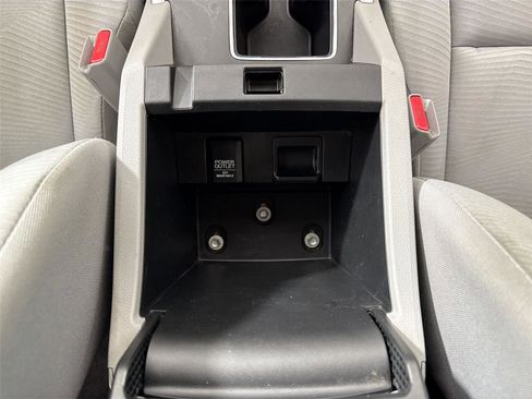 Used 2015 Honda Accord LX image 30