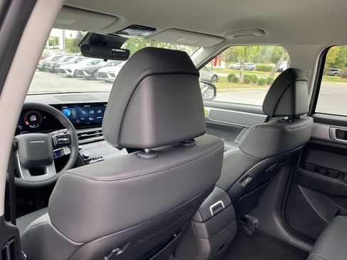 New 2026 Hyundai Santa Fe SEL image 32