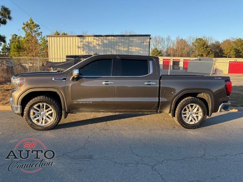 Used 2019 GMC Sierra 1500 SLT w/ SLT Premium Plus Package image 4