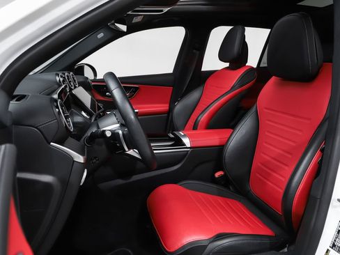 Certified 2023 Mercedes-Benz GLC 300 4MATIC image 8