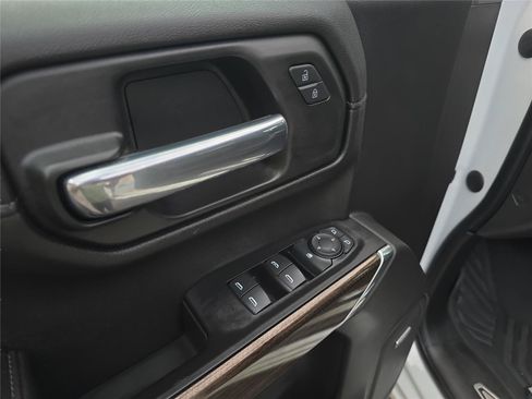 Used 2020 Chevrolet Silverado 1500 RST AWD/4WD image 24