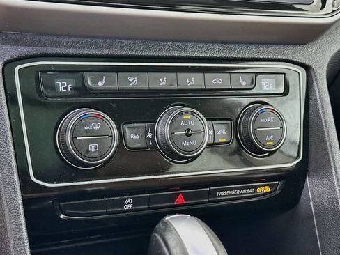 Certified 2023 Volkswagen Atlas SEL AWD/4WD image 16