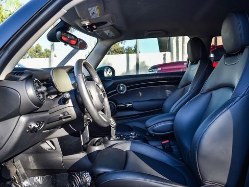 Used 2022 MINI Cooper SE image 15