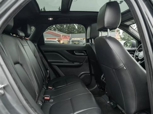 Used 2018 Jaguar F-PACE Premium AWD/4WD image 12
