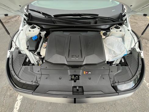 Used 2025 Hyundai Ioniq 5 SEL AWD/4WD image 22