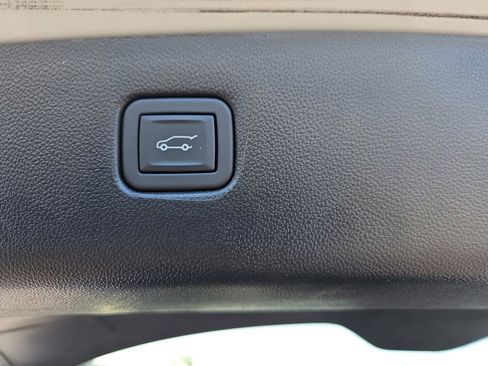 Used 2024 Chevrolet Blazer LT w/ Convenience Package FWD image 15