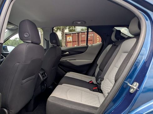 Used 2019 Chevrolet Equinox LT FWD image 18