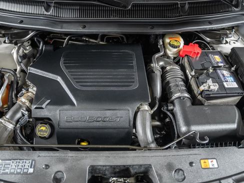 Used 2017 Ford Explorer Platinum image 24