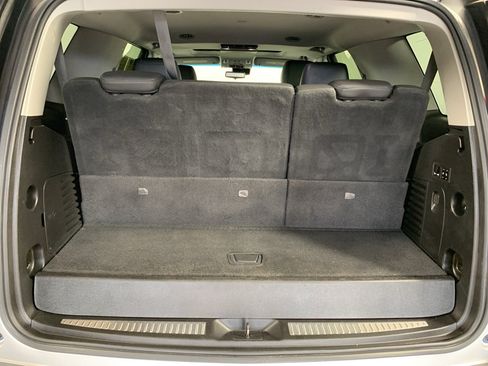 Used 2019 Cadillac Escalade Luxury image 36