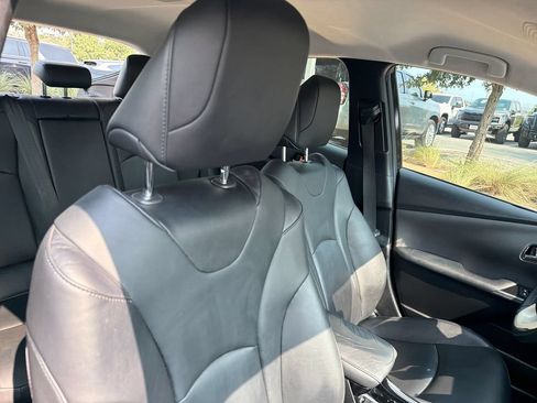 Used 2017 Toyota Prius Four FWD image 38