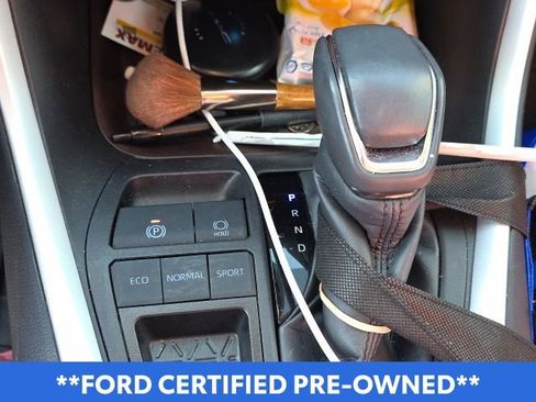 Used 2024 Toyota RAV4 Limited image 17