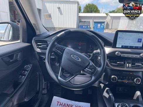 Used 2025 Ford Escape Active AWD/4WD image 13