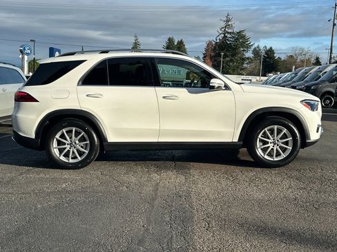 Certified 2024 Mercedes-Benz GLE 450e 4MATIC image 3