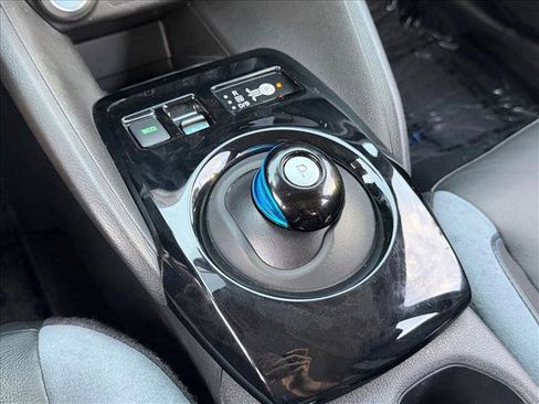 Used 2019 Nissan Leaf SL Plus w/ Protection Package FWD image 12