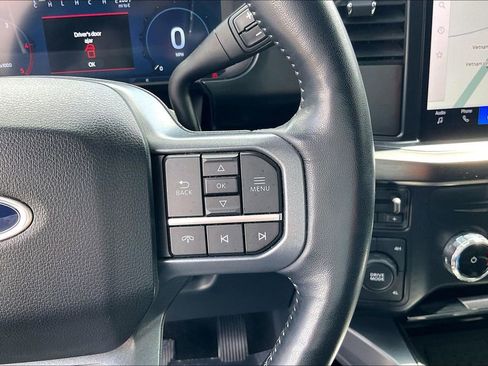 Used 2024 Ford F250 Lariat w/ Chrome Package image 15