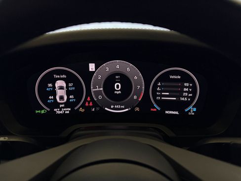 Used 2025 Porsche 911 Carrera image 20