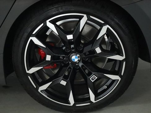 Used 2026 BMW 330i xDrive Sedan w/ M Sport Package AWD/4WD image 41