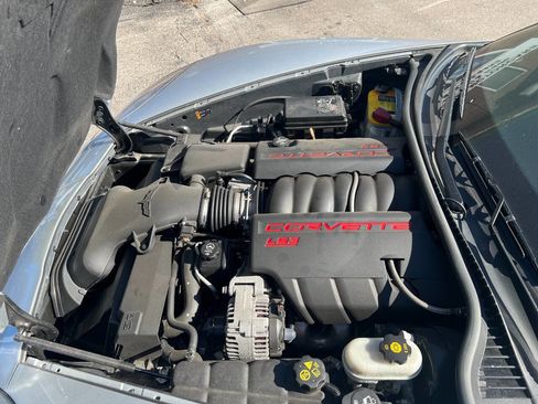 Used 2012 Chevrolet Corvette Convertible w/ 2LT Preferred Equipment Group image 7