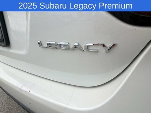 Used 2025 Subaru Legacy Premium w/ Popular Package #1A AWD/4WD image 16
